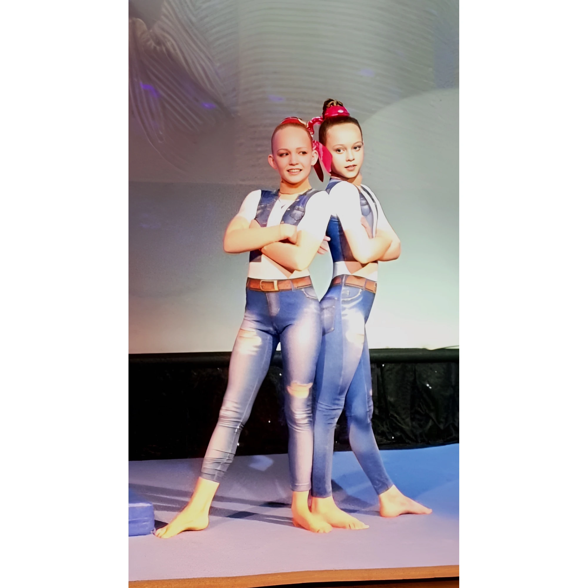 Воздушная гимнастика - Twins